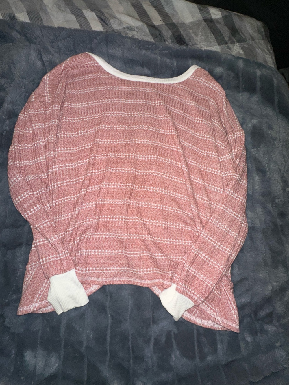 BKE open back long sleeve shirt